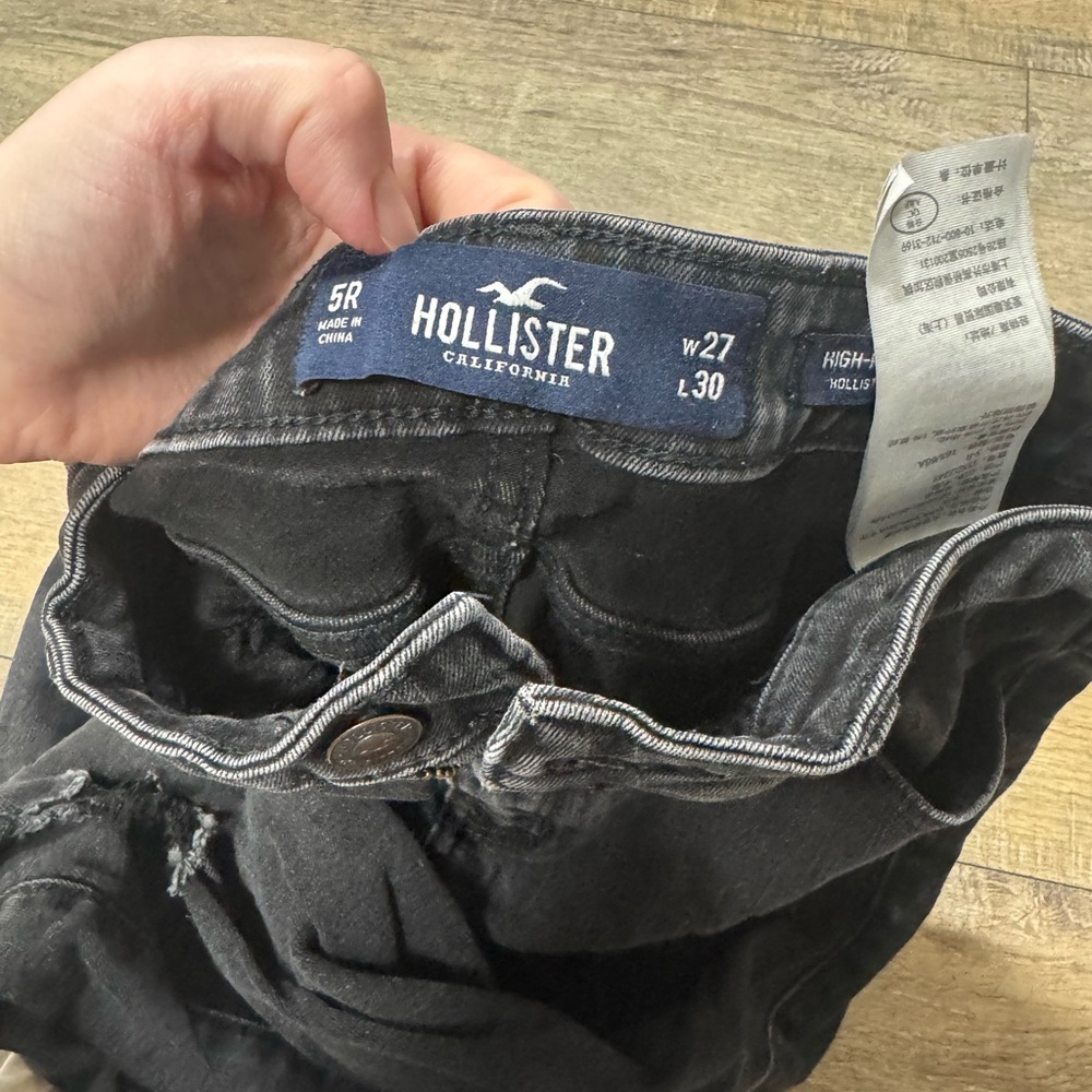 Hollister Women's Washed Black High-Rise Jeans